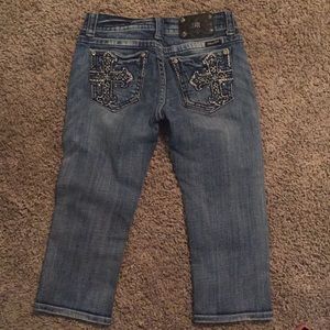 Miss Me Capri Jeans